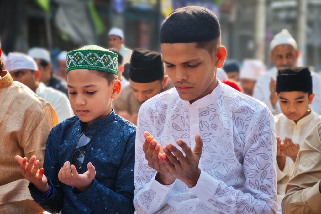 Boys with Muslim cultural dress