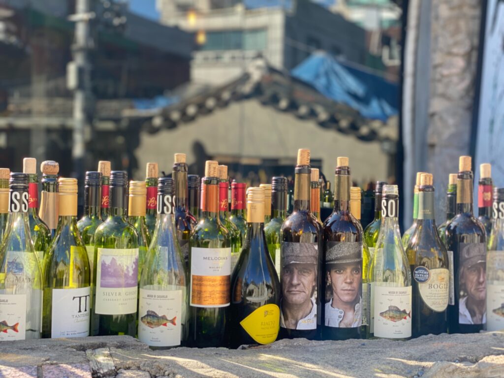 Bottles of win 